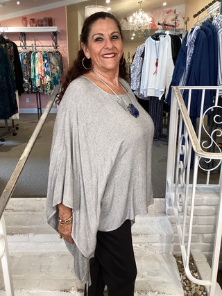 Poncho - Silver Natural