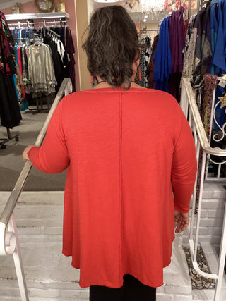 SHORTER HI LOW TEE - RED LABEL