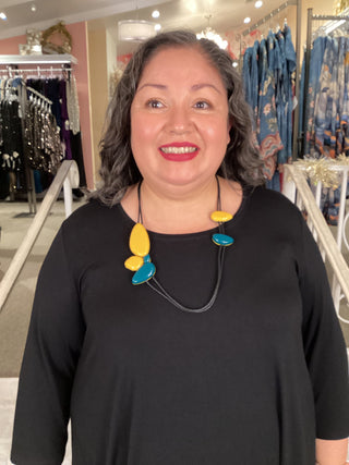 15 JADE/YELLOW NECKLACE