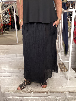 SKIRT - BLACK CRINKLE