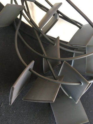 SQUARE NECKLACE - GREY