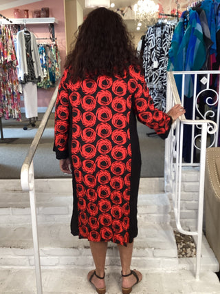 CRUSHED BUTTON DRESS - RED/BLK