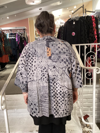 TEXTURED V - CATS