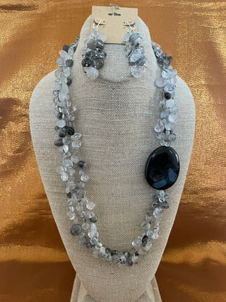 153 N85 BLK QUARTZ / AGATE