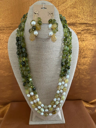 143 K29 OPAL / GREEN QUARTZ