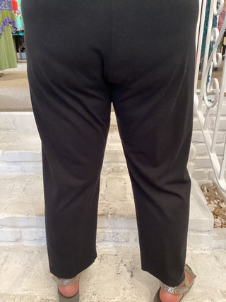 CROP LEGGING - JET BLACK