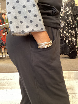 2 PKT LANTERN PANT -JET BLACK