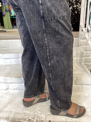 2 POCKET LANTERN PANT - BLACK