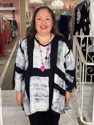 28. DENISE TUNIC - B W