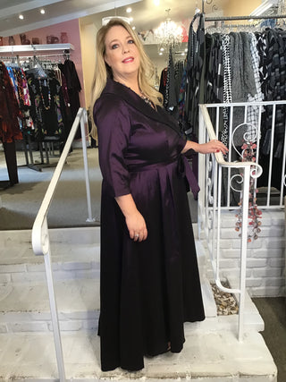 PORTRAIT COLLAR DRESS - PLUM