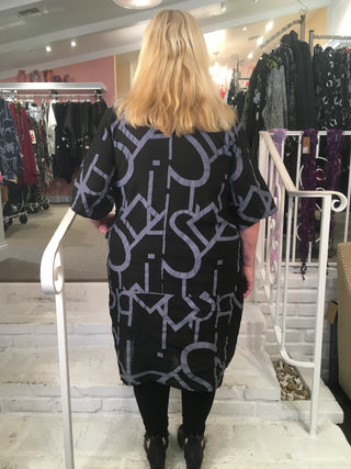 GEO TUNIC DRESS - BLACK